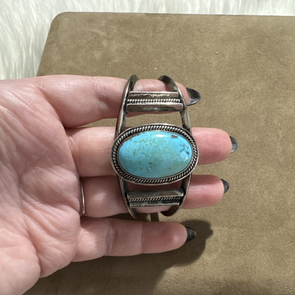 Native American Sleeping Beauty Turquoise Navaho Sterling Bracelet MT Cort H VTG